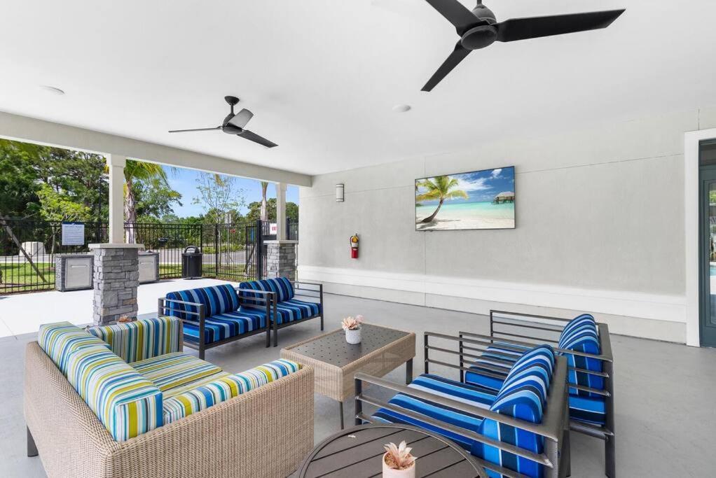 Elegant 2 Bed/2 Bath Apartment In Melbourne Fl Экстерьер фото