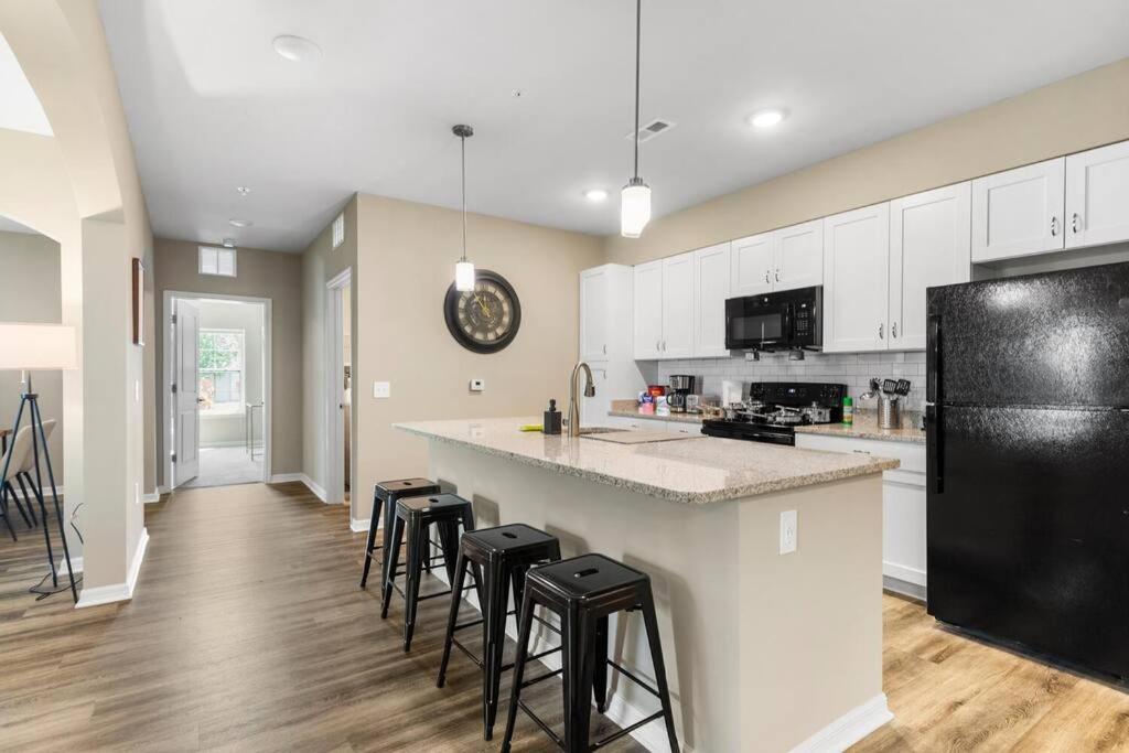 Elegant 2 Bed/2 Bath Apartment In Melbourne Fl Экстерьер фото