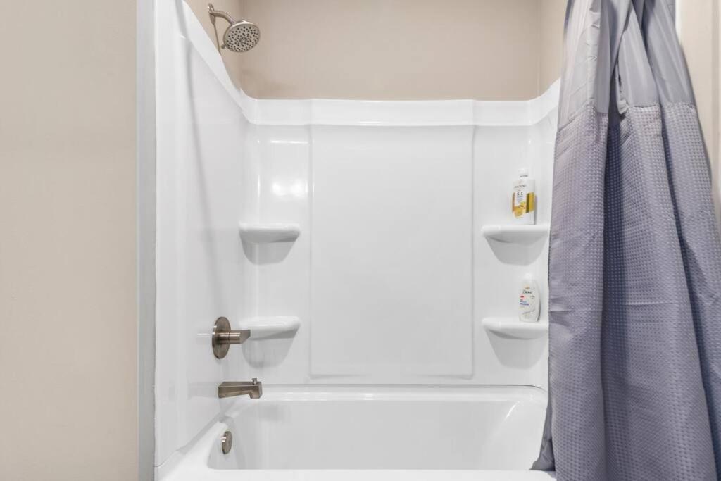 Elegant 2 Bed/2 Bath Apartment In Melbourne Fl Экстерьер фото
